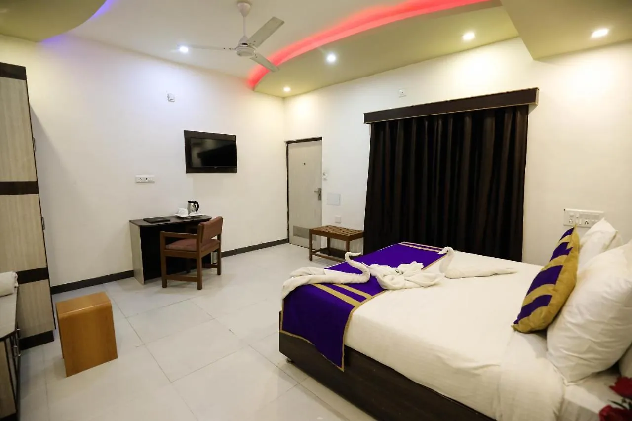 Hotel Amrit Mahal Udaipur 3*,